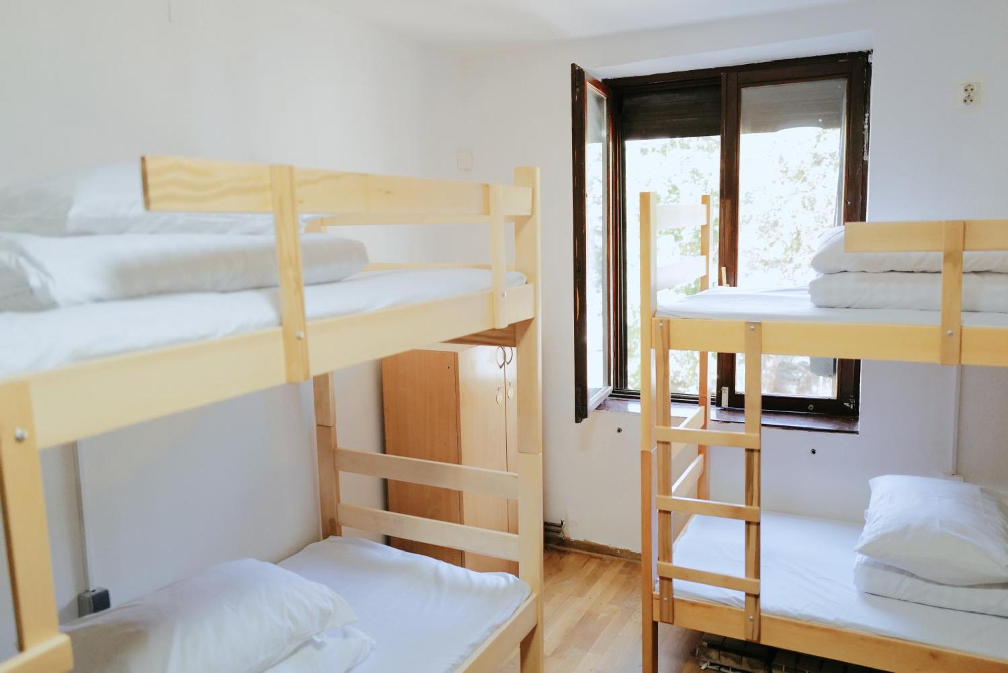 Happy Cat Old Town Hostel Beograd Ngoại thất bức ảnh